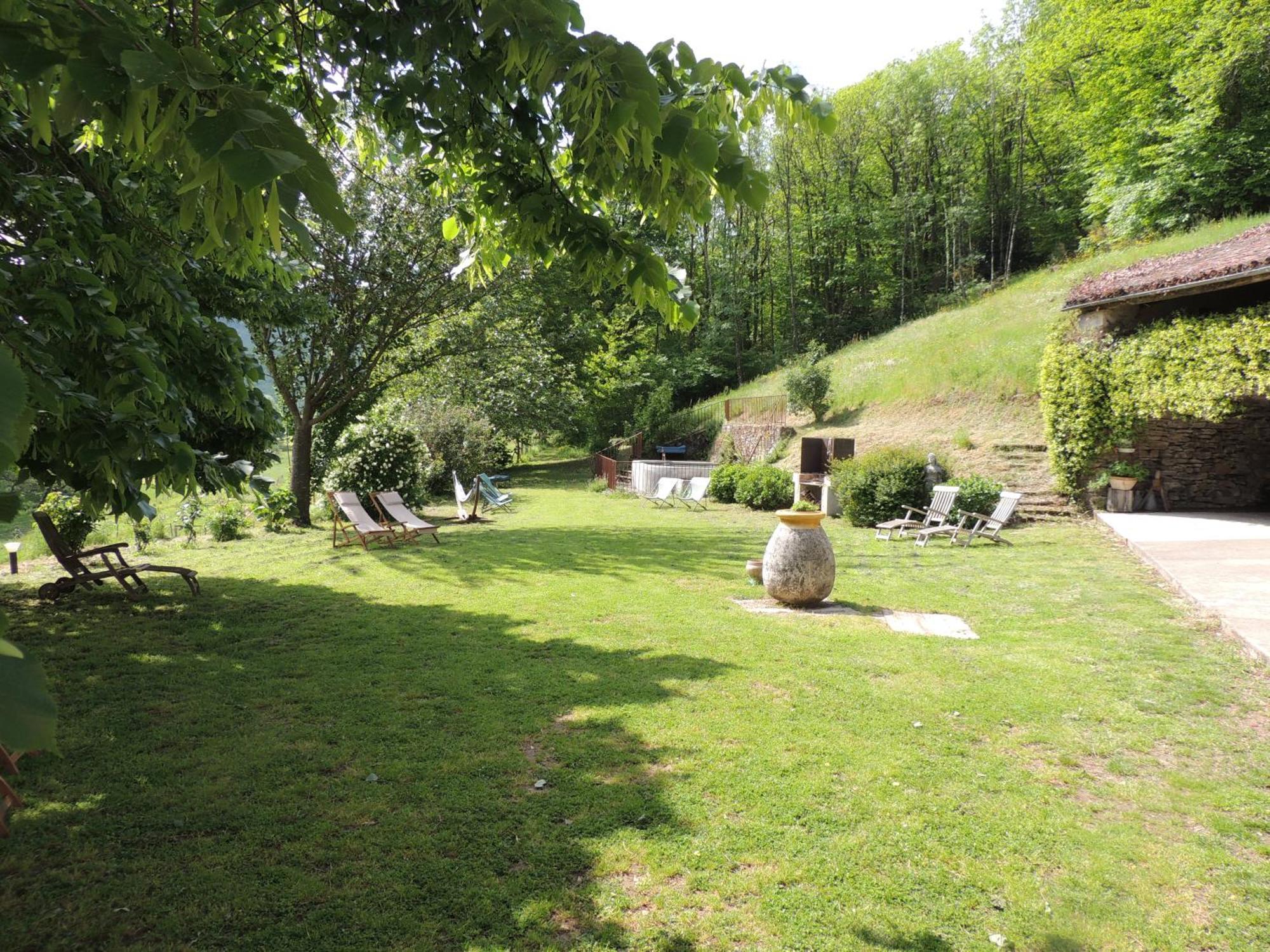 Nabat Le Haut, Chambre Et Table D'Hotes Courniou ภายนอก รูปภาพ